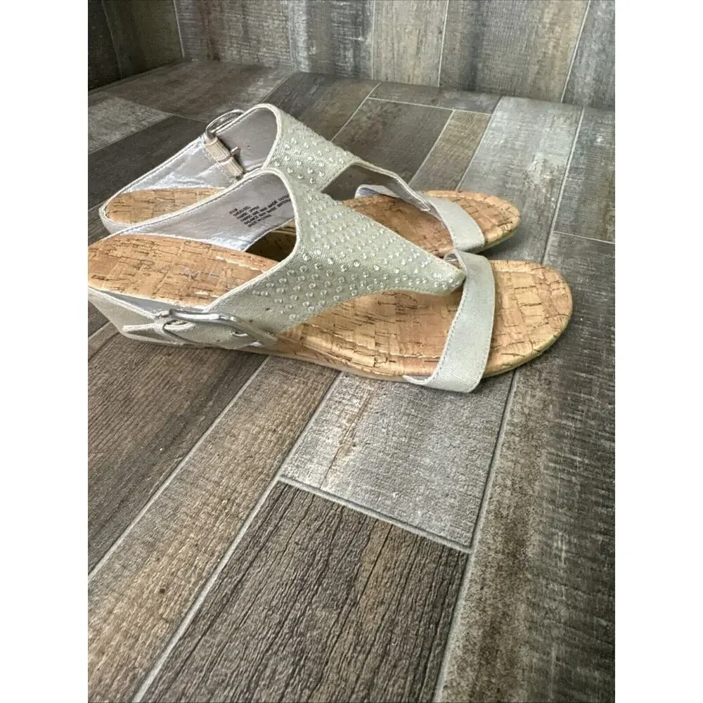 Rampage Sheryl Thong Sandals Wedges Tan With Rhinestones Size 6.5 Women’s‎
